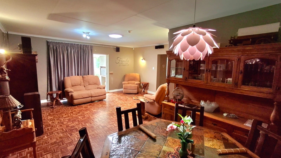 4 Bedroom Property for Sale in Vaalpark Free State